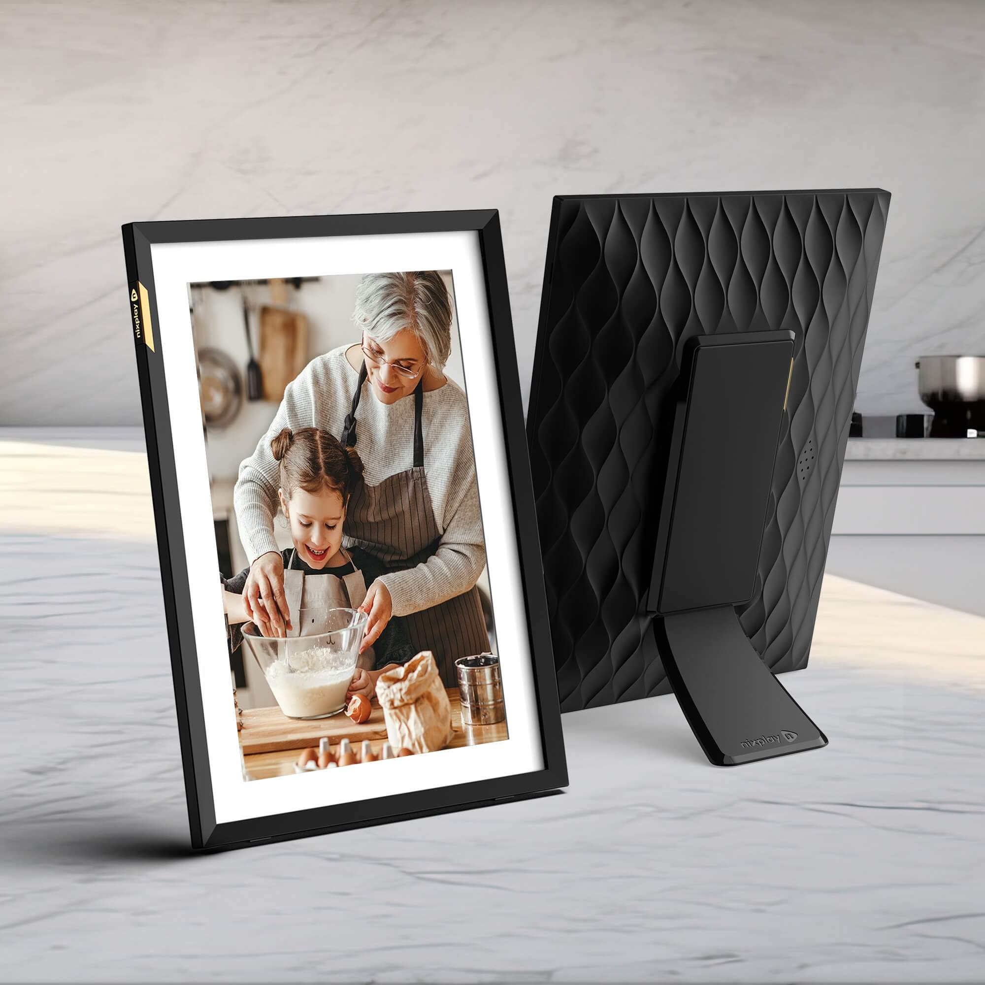 Nixplay Smart Photo Frame, 10.1 Inch Touch